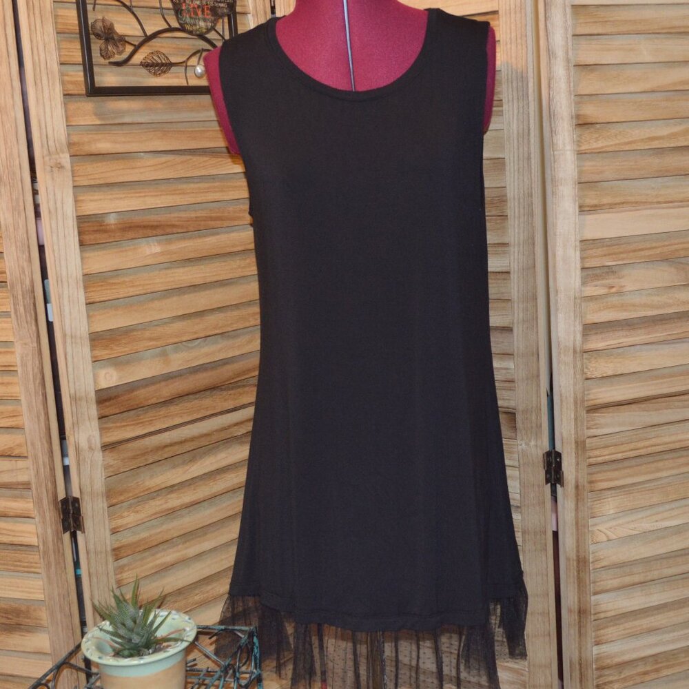 LOGO Layers L Black Sleeveless Tunic Dotted Mesh Hem